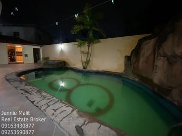 FOR SALE CLASSIC FURNISHED CORNER HOUSE WITH SWIMMING POOL IN ANGELES CITY PAMPANGA