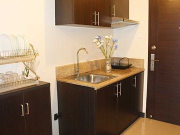 AXIS34XTA: For Sale Fully Furnished 1BR unit no Balcony in Axis Residences Mandaluyong