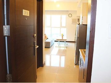 AXIS34XTA: For Sale Fully Furnished 1BR unit no Balcony in Axis Residences Mandaluyong