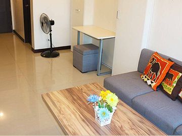 AXIS34XTA: For Sale Fully Furnished 1BR unit no Balcony in Axis Residences Mandaluyong