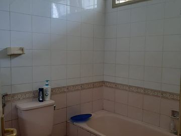 Dijual rumah bagus di Rempoa