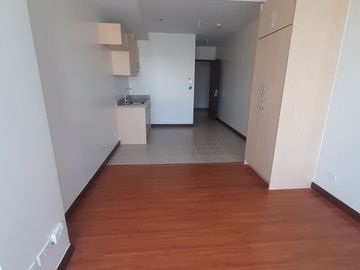 RENT TO OWN Condo makati ayala avenue