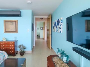 CONDOMINIO FRENTE AL MAR PH BAHIA GORGONA