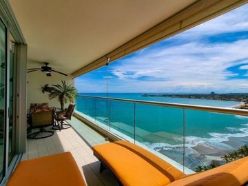 CONDOMINIO FRENTE AL MAR PH BAHIA GORGONA