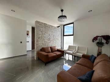 Casa en coto en Zona Real, Zapopan