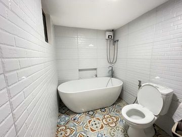 Good Investment! Modern Bali inspired Luxurious 8 Bedroom 8BR AirBnB Villa House and Lot for Sale with swimming pool in Tagaytay, Cavite