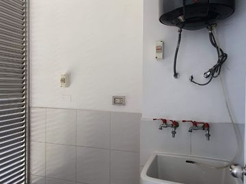 VENDO DEPARTAMENTO EN CONDOM LAS CUMBRES de LA MOLINA - Cerca a USIL. IBM , Colegio Raimondi