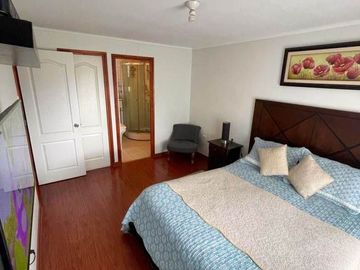 🏡León Propiedades vende hermosa casa en condominio en sector lo Aguila, Curacaví🏡