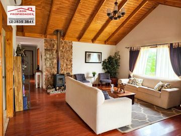 🏡León Propiedades vende hermosa casa en condominio en sector lo Aguila, Curacaví🏡