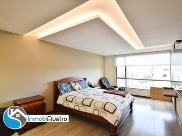 Venta de Departamento con Acabados de Lujo Av. Ordoñez Lasso