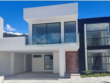 CASAS SECTOR CUMBAYA ALTURA RANCHO SAN FRANCISCO