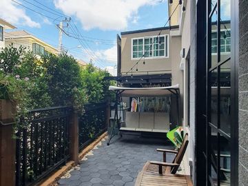 Sale House The Plant Eilte Pattanakarn 38  Onnut 39 BTS onnut - ARL Huamark near thonglor Tel : 064-954----- (BT12-53)