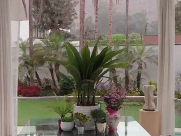 VENTA CASA EN LA ESTANCIA EN LA MOLINA MODERNA FUNCIONAL