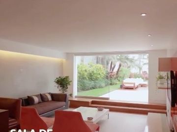 VENTA CASA EN LA ESTANCIA EN LA MOLINA MODERNA FUNCIONAL