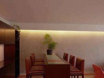 VENTA CASA EN LA ESTANCIA EN LA MOLINA MODERNA FUNCIONAL
