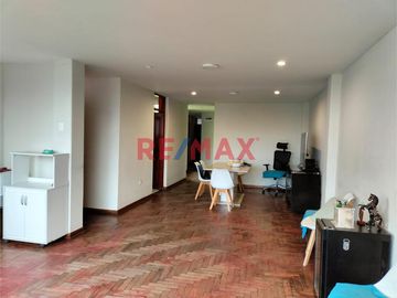 Vendo Dpto. Frente A Parque 3Er Piso San Andrés 5Ta Etapa 114.16M² + Estacionamiento ID 1077723