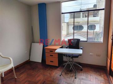 Vendo Dpto. Frente A Parque 3Er Piso San Andrés 5Ta Etapa 114.16M² + Estacionamiento ID 1077723