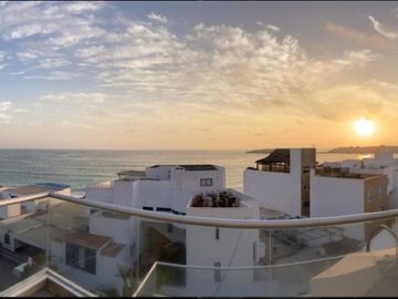 Departamento con vista frente al mar!! Ubicada en playa Blanca, Punta Hermosa.