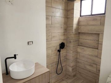 *VENTA DE DEPARTAMENTOS DE ESTRENO EN VÍA LA COSTA * (ANDREINA)
