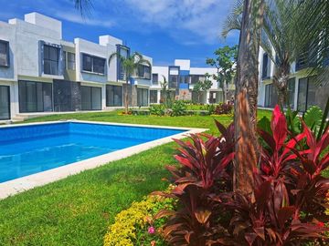 Casa en Venta con Alberca, 3 recamaras al sur de Cuernavaca en Emiliano Zapata Morelos
