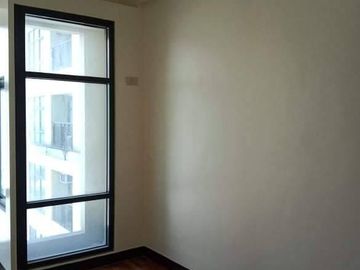 affordable rent to own peninsula garden midtown homes 2 br two bedroom pethouse ready for occupancy for sale  occupancy RFO condo Condominium in makat