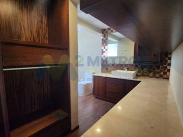DEPARTAMENTO en VENTA en LA LOMA