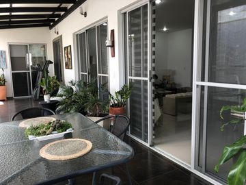 CASA  PARCELACION VALLE DEL RIO JAMUNDI