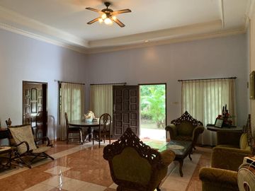 TURUN HARGA!! Rumah berhalaman luas area Wirokerten jln Imogiri Timur