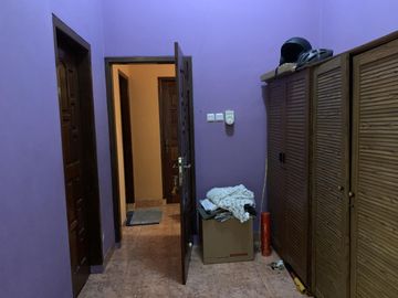 TURUN HARGA!! Rumah berhalaman luas area Wirokerten jln Imogiri Timur