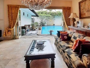 RUMAH dgn TAMAN, KEBUN at Jl PURI MUTIARA / KEMANG, JAKSEL