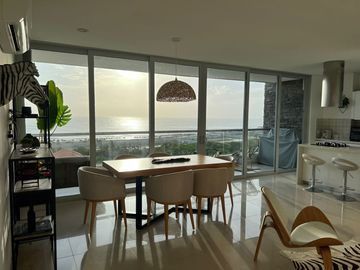 Apartamento en sabanilla con vista al mar. 2 habitaciones. Cerca a campos de golf del country club