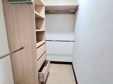 SE VENDE CASA DE 2 NIVELES, EN CALI, COLOMBIA, ZONA SUR, SECTOR PANCE.