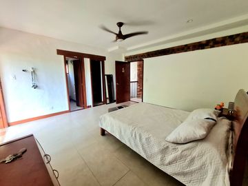 SE VENDE CASA DE 2 NIVELES, EN CALI, COLOMBIA, ZONA SUR, SECTOR PANCE.
