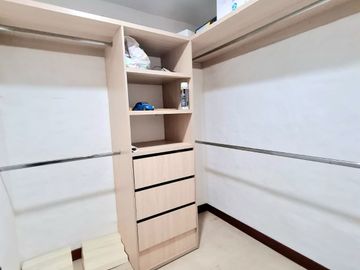 SE VENDE CASA DE 2 NIVELES, EN CALI, COLOMBIA, ZONA SUR, SECTOR PANCE.