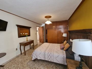 VENTA DE EDIFICIO EN EL CENTRO HISTÓRICO DE QUERÉTARO