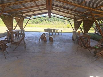 Precio de Remate Complejo Turístico - Hostería Cotundo Archidona - Oriente Ecuador . C: 968 M², T: 15.000 M². $ 179.000