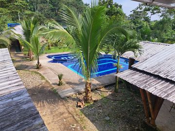 Precio de Remate Complejo Turístico - Hostería Cotundo Archidona - Oriente Ecuador . C: 968 M², T: 15.000 M². $ 179.000