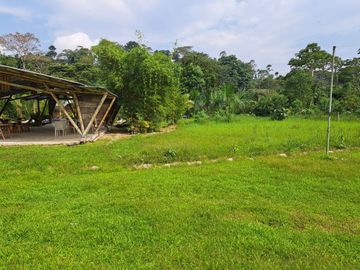 Precio de Remate Complejo Turístico - Hostería Cotundo Archidona - Oriente Ecuador . C: 968 M², T: 15.000 M². $ 179.000