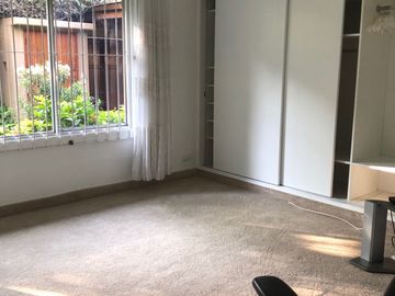 Se vende a muy buen precio casa en Chacarilla!!!