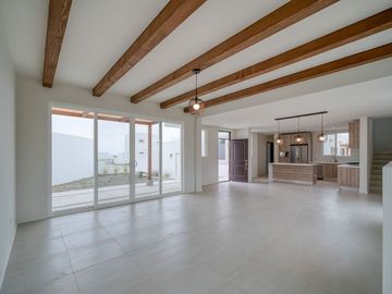 Casa nueva en Villas Punta Piedra con acceso a Playa