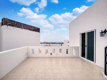Casa nueva en Villas Punta Piedra con acceso a Playa
