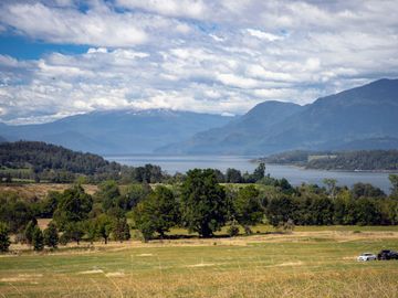 Hermosas Parcelas de 1ha con vista al Lago y Volcán en Panguipulli