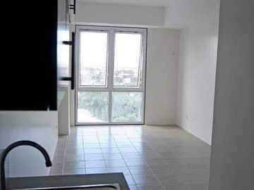 RENT TO OWN 5%DP Affordable 2BR Resort-Type Condominium