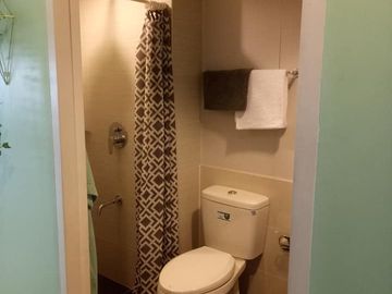 Studio Unit Condo For Sale near Makati, BGC Taguig Ortigas Gateway Regency Studios EDSA Pioneer Mandaluyong