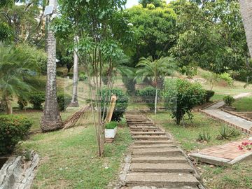 VENDEMOS APARTAMENTO DUPLEX AMOBLADO EN CONDOMINIO