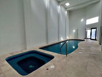 SE VENDE CASA EN CERRADA DEL CARMEN DETRAS DEL HOSITAL SAN JOSE EN HERMOSILLO