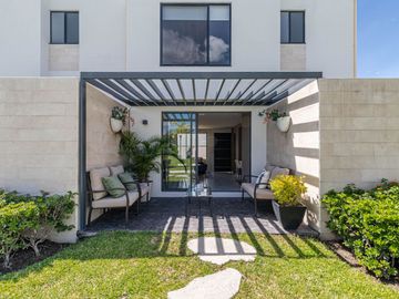 Casa en Venta con 3 recamaras, Alberca a 15 minutos de Cuernavaca en Xochitepec Morelos