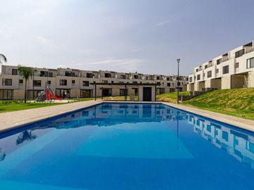 Casa en Venta con 3 recamaras, Alberca a 15 minutos de Cuernavaca en Xochitepec Morelos