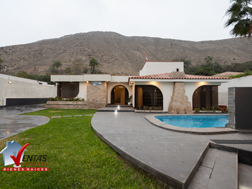 VENTA DE CASA INDEPENDIENTE  DE 1,100 M2 EN LA MOLINA, URB. RINCONADA DEL LAGO