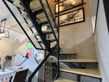 HOUSE AND LOT FOR SALE HANNA  QUADRUPLEX MINAMI RESIDENCES LOCATED GENERAL TRIAS CAVITE 45MINS AWAY FROM METRO MANILA .